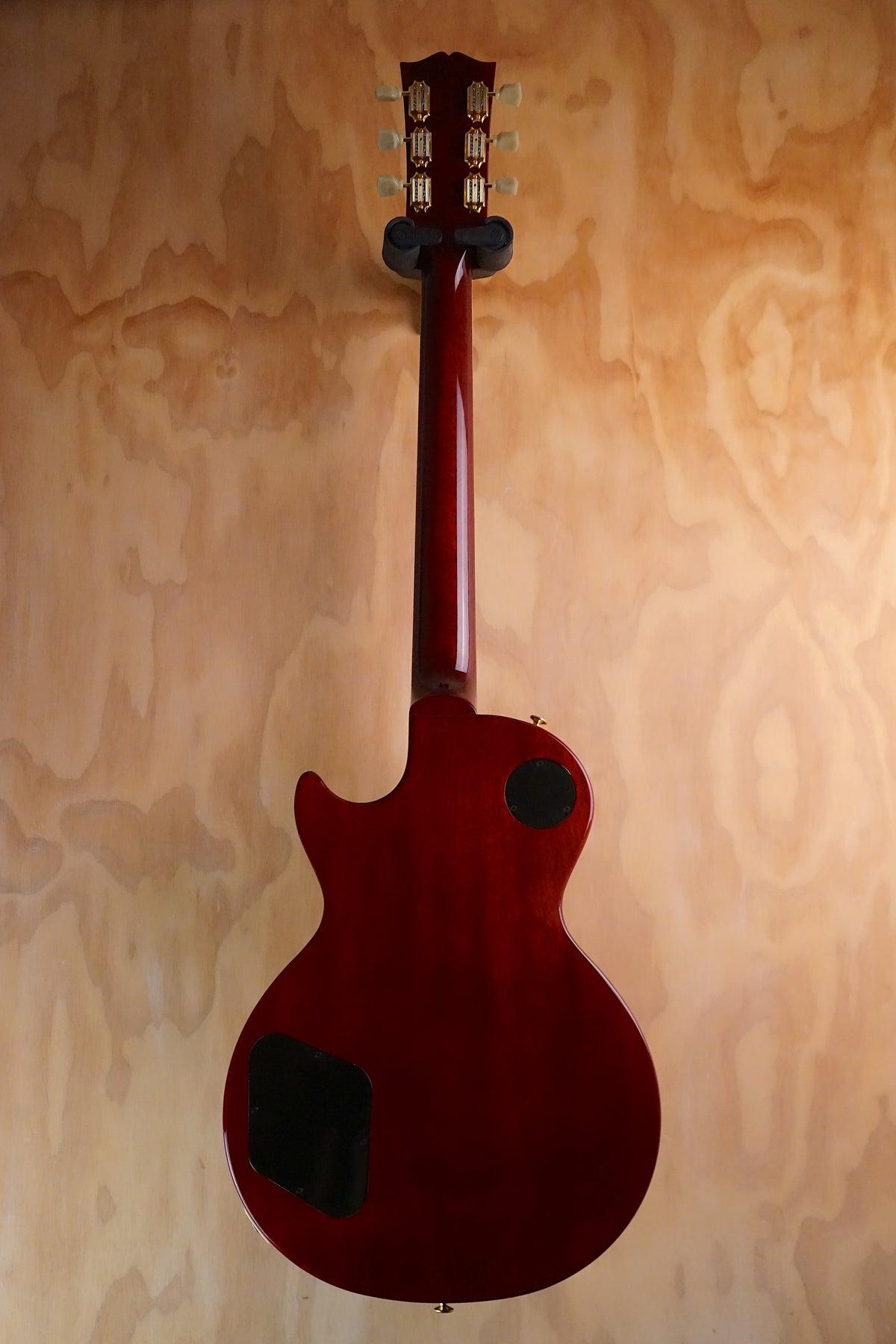 Gibson Les Paul Studio Wine Red Gold Hardware, (Used)