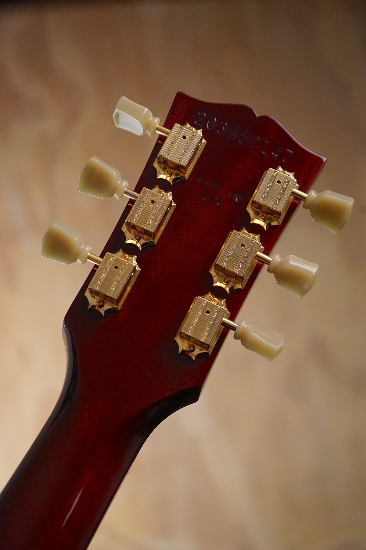 Gibson Les Paul Studio Wine Red Gold Hardware, (Used)