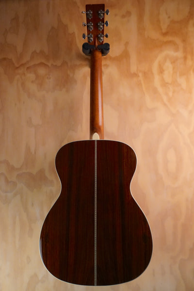 Sigma 000R-28V Acoustic Guitar, (Used)