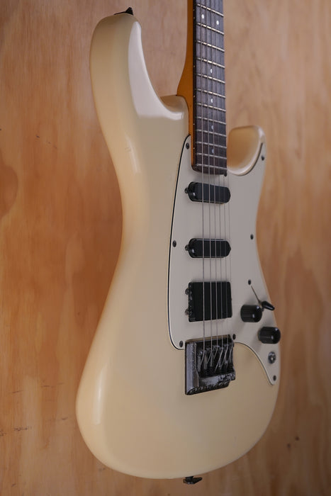 Ibanez Roadstar II RG200 in White, (Used) - Fair Deal Music