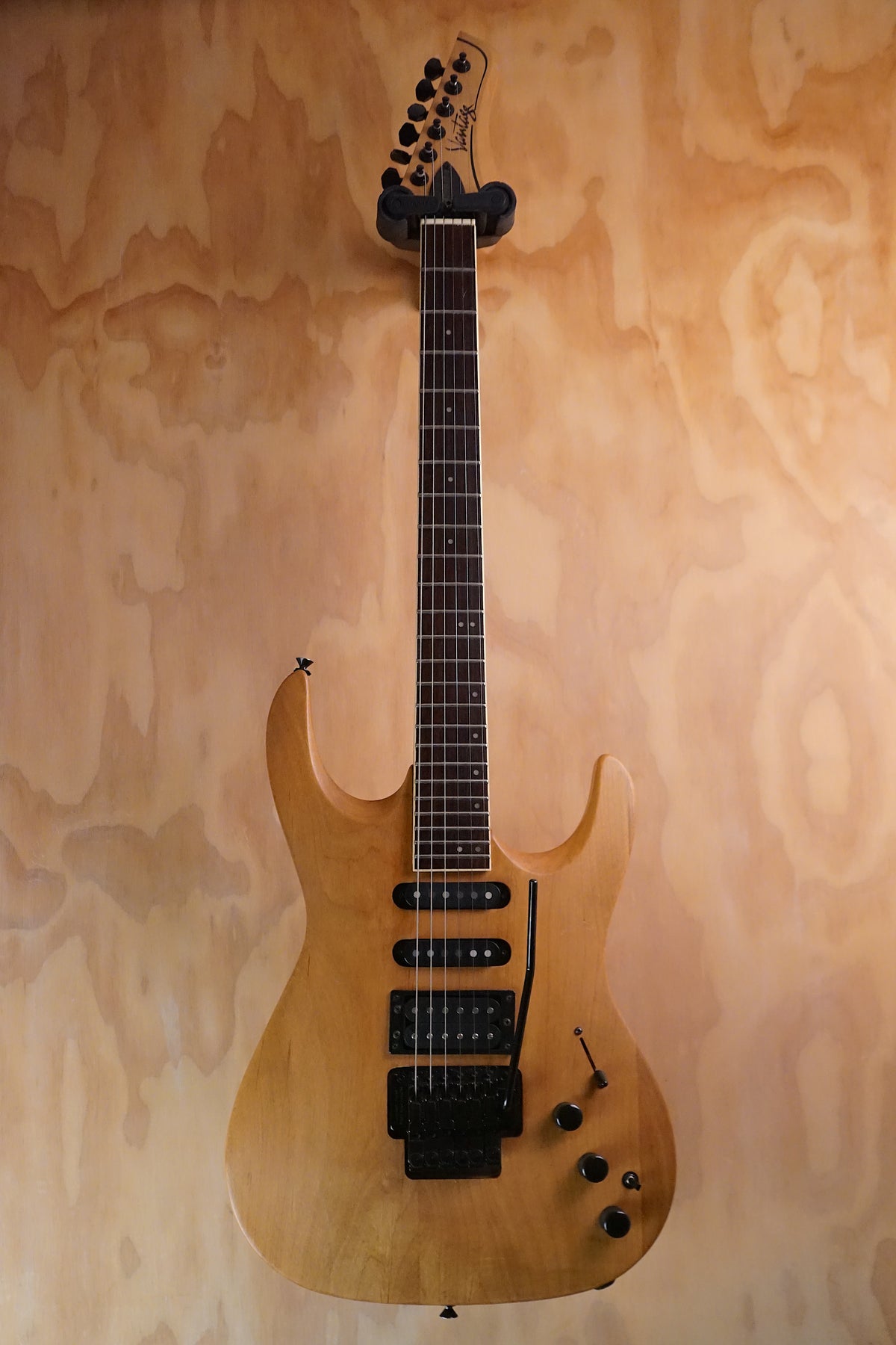 Vantage 428BJT-1 Natural Electric Guitar, (Used, Comm)