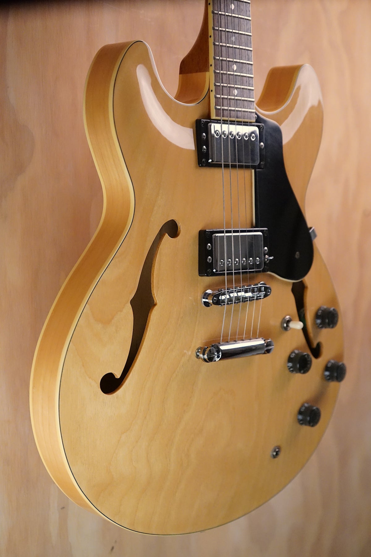 Yamaha SA1100 Natural Semi-Hollow Electric Guitar, (Used, Comm)