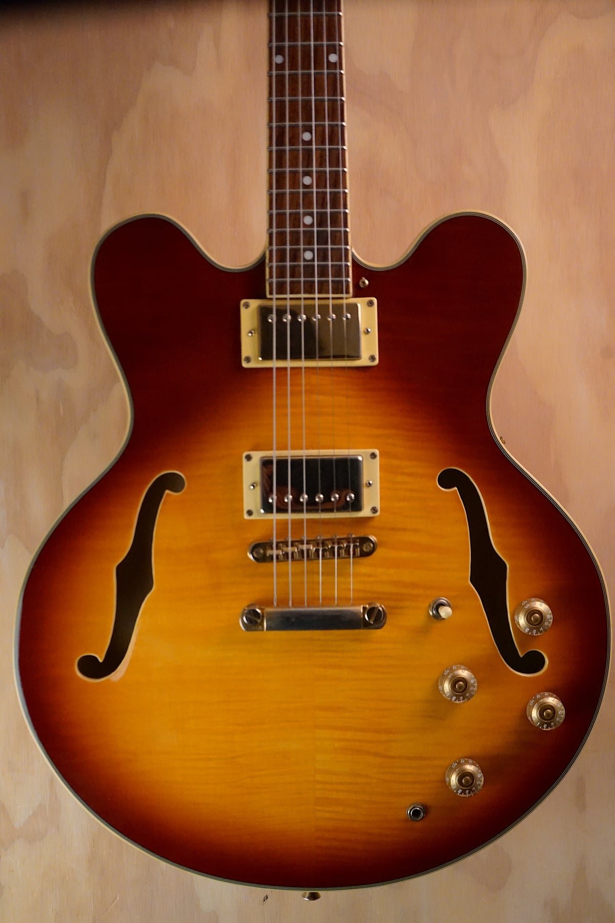 Gould GS135 Sunburst Semi-Hollow Electric Guitar, (Used, Comm) - Fair Deal Music