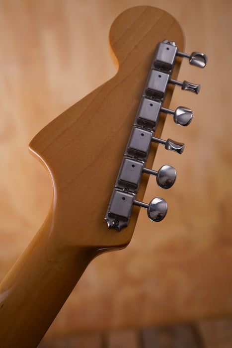 Fender MIJ FSR Traditional ’60s Jaguar in Candy Apple Red, (Used) - Fair Deal Music