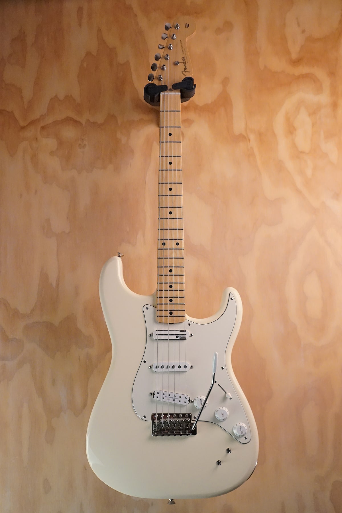 Fender EOB Sustainer Stratocaster Olympic White, (Used, Comm) - Fair Deal Music