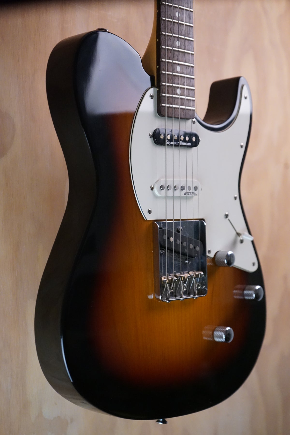 Vintage Advance AV2-S 3-Pickup Telecaster-Style Sunburst, (Used)