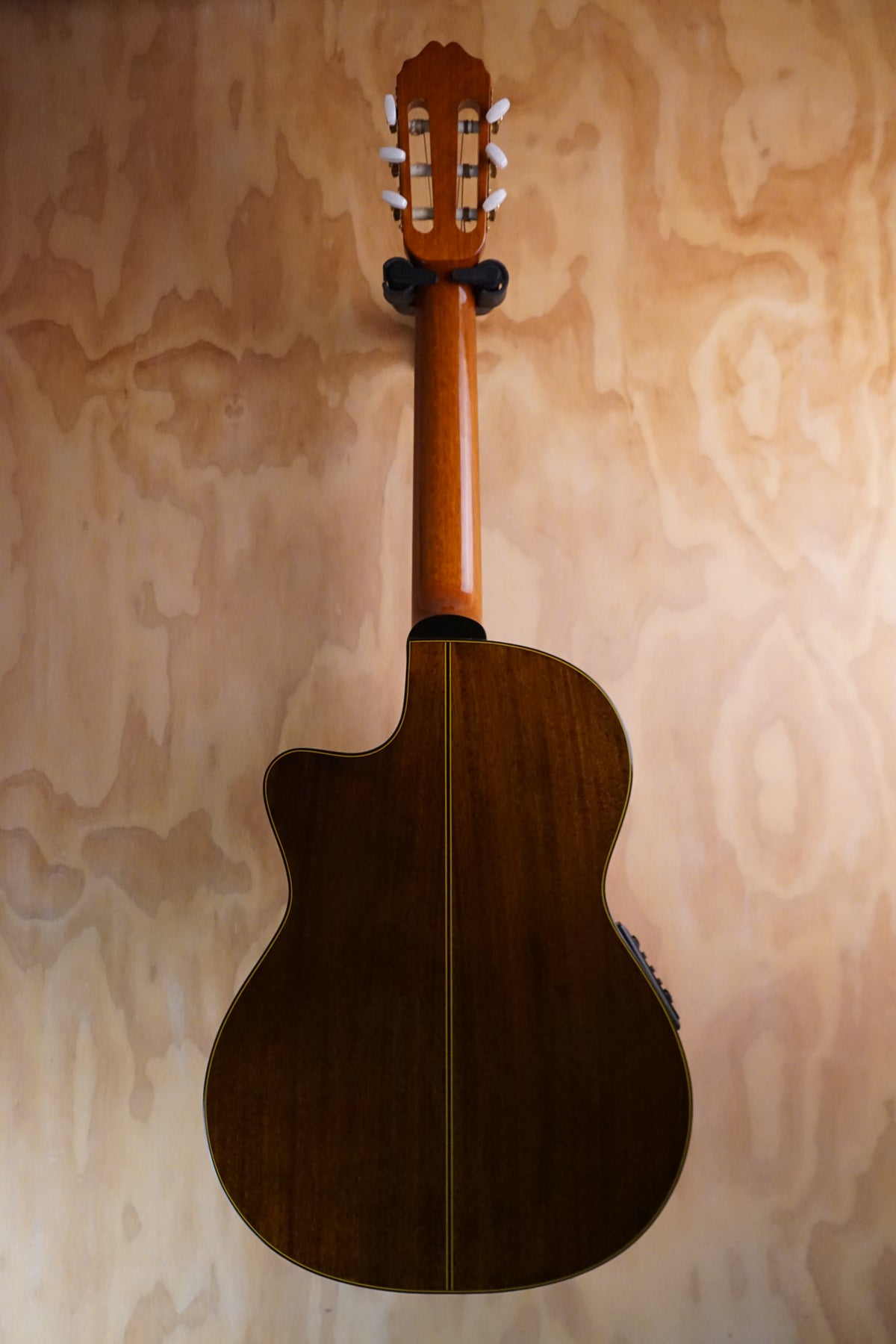 Takamine EG522-SC Classical Electro-Acoustic Guitar, (Used)