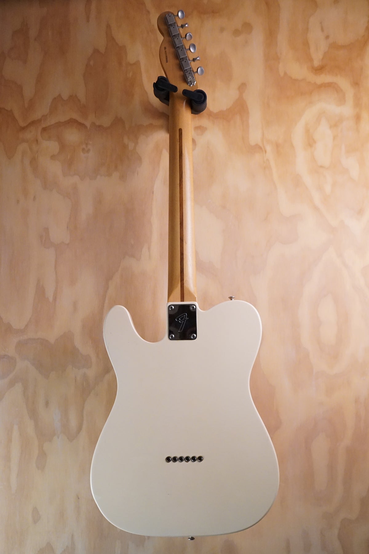 Fender Deluxe Nashville Telecaster White Electric Guitar, (Used)