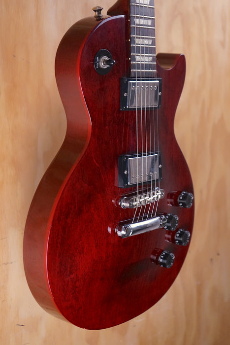 Gibson Les Paul Studio in Wine Red, (Used) - Fair Deal Music