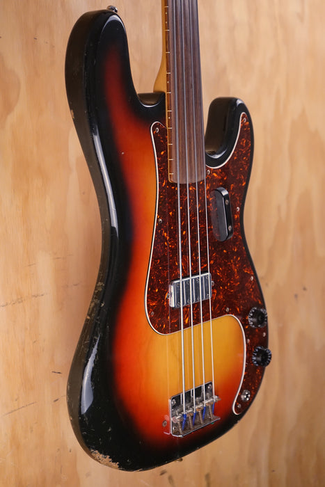 Antoria Fretless P Bass 70’s Sunburst, (Used)
