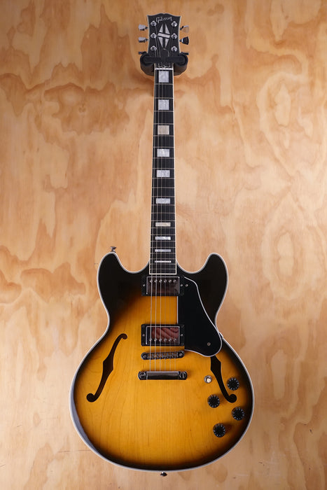 Gibson Midtown Custom in Tobacco Burst, (Used)