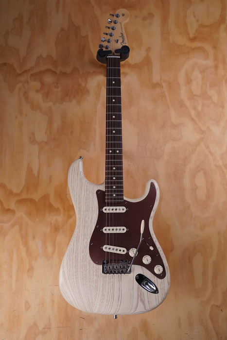 Fender FSR American Standard Rustic Ash Stratocaster in Olympic White, (Used)