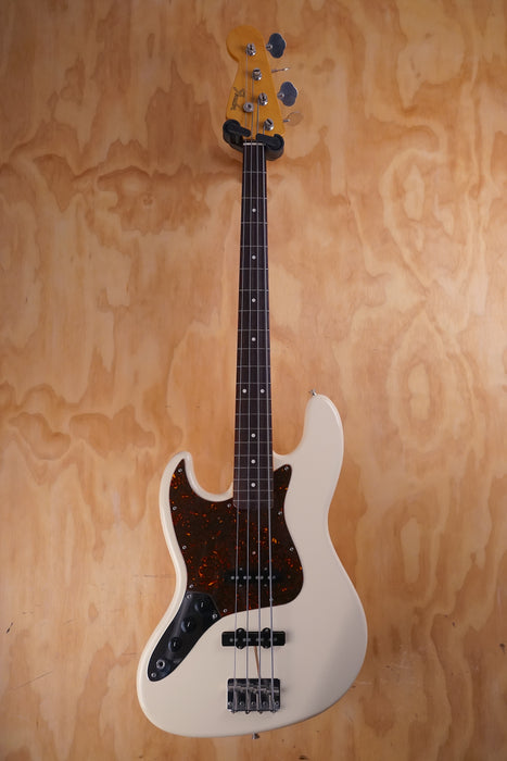 Fender JB-62 MIJ Jazz Bass in Olympic White left-handed, (Used)