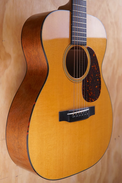 Martin 00-18V, (Used, Comm)