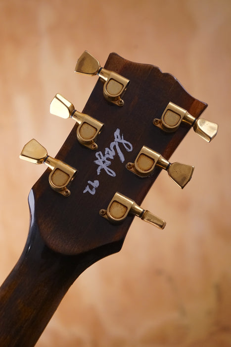 Gibson Les Paul Artisan from 1976, signed by Slash, (Used, Comm)