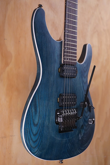 Ibanez S520AH in Cosmic Blue Flat, (Used)