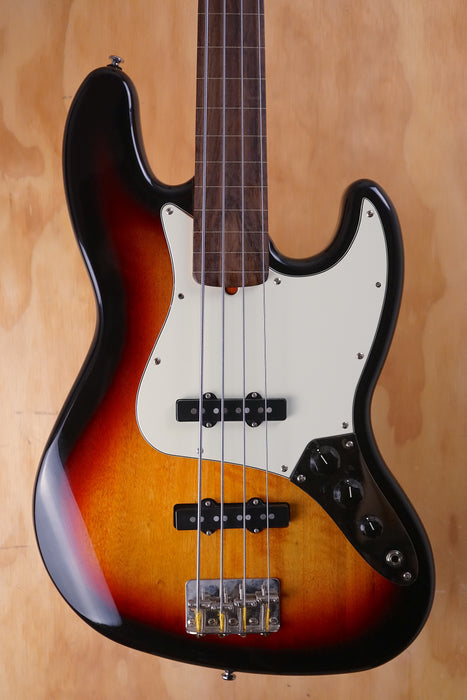 Squier Classic Vibe ’60s Jazz Bass Fretless in 3‑Color Sunburst, (Used) - Fair Deal Music