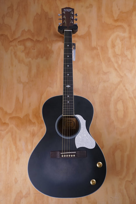 SQOE L001 Parlour sized Electro Acoustic Guitar in Black - Fair Deal Music