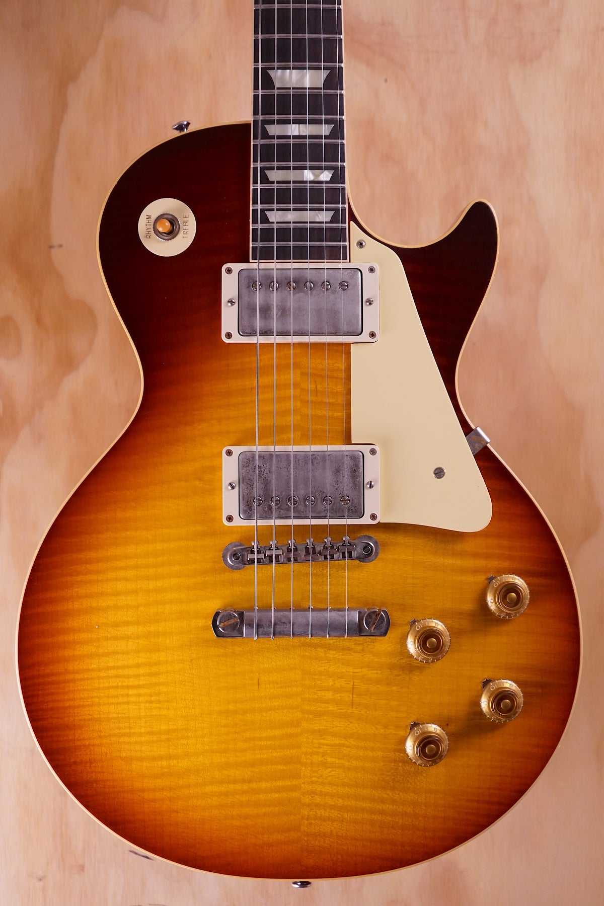 Gibson Les Paul R9 Murphy Lab Ultra Light Aged in Southern Fade, USED ...