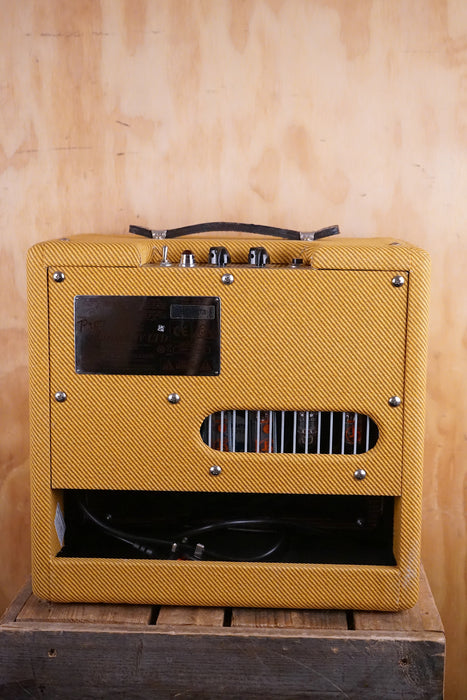 Fender Pro Junior IV Ltd Tweed Guitar Amplifier, (Used) - Fair Deal Music