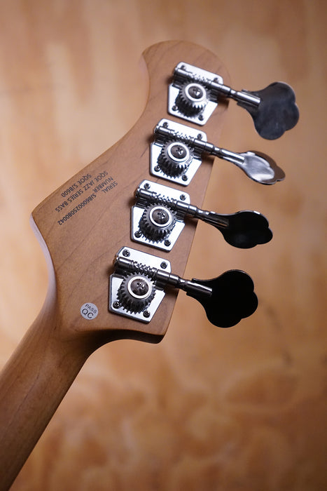 SQOE SjB600 J-Style Single-Coil Bass in Sunburst - Fair Deal Music