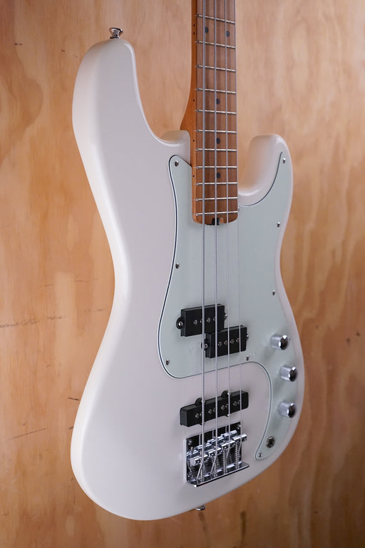 SQOE SPJ600 PJ-Style Bass in White - Fair Deal Music
