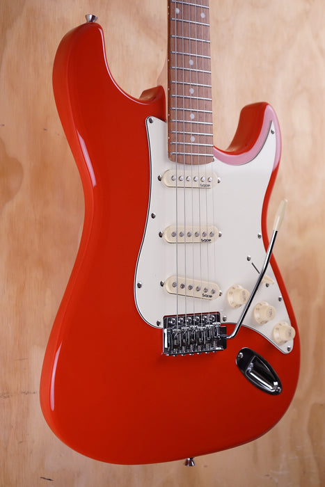 SQOE SEST200 SSS S-Style Electric Guitar Red - Fair Deal Music