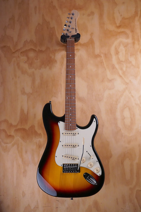 SQOE SEST200 SSS S-Style Electric Guitar Sunburst - Fair Deal Music