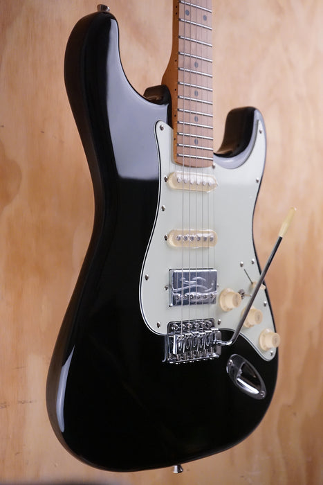 SQOE SEST600 HSS S-Style Electric Guitar Black - Fair Deal Music