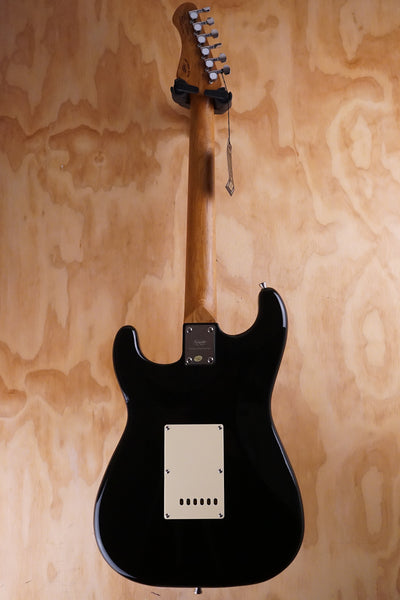SQOE SEST600 HSS S-Style Electric Guitar Black - Fair Deal Music
