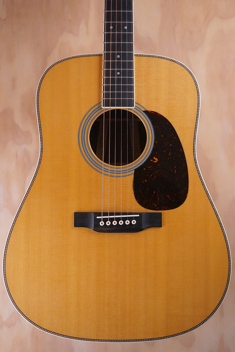 Martin HD‑35 Acoustic Guitar, (Nearly New) - Fair Deal Music