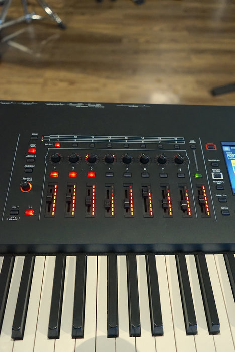 Roland FANTOM 8 EX Synthesizer Workstation Keyboard (Used) - Fair Deal Music