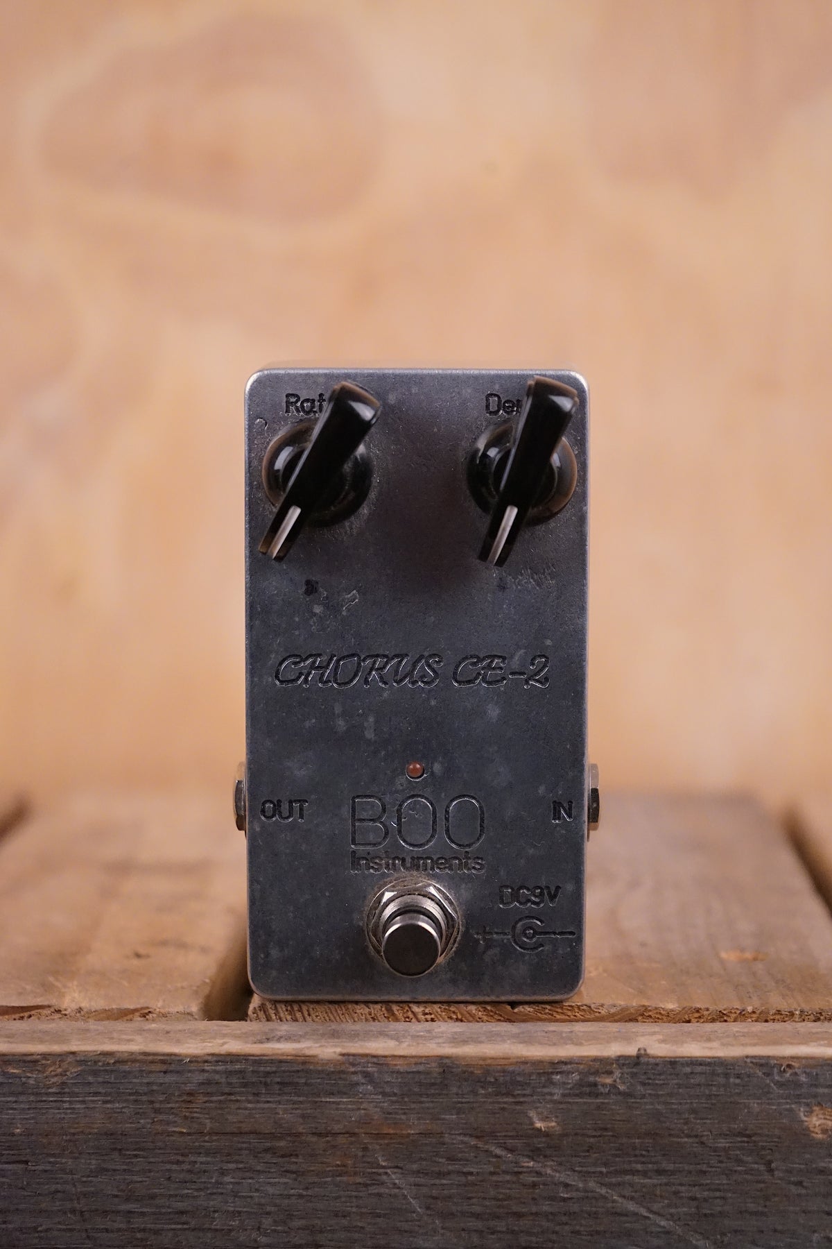 Boo Instruments CE-2 Chorus Pedal, (Used) — Fair Deal Music