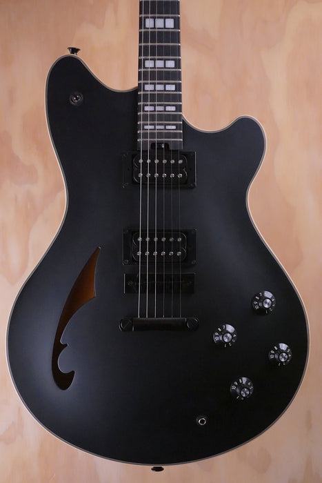 EVH SA-126 Special in Stealth Black, (Nearly New, Comm) - Fair Deal Music