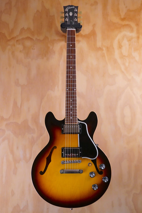 Gibson ES-3399 in Sunburst Semi-hollow Electric Guitar, (Used) - Fair Deal Music
