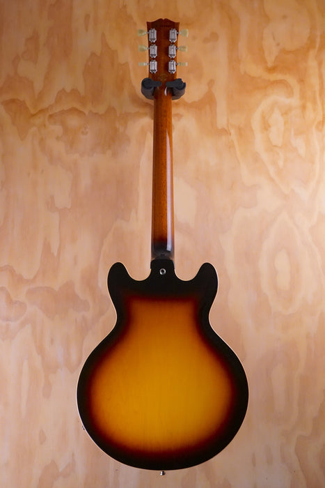 Gibson ES-3399 in Sunburst Semi-hollow Electric Guitar, (Used) - Fair Deal Music