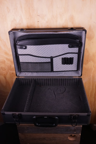 Flight case briefcase, (Used) - Fair Deal Music