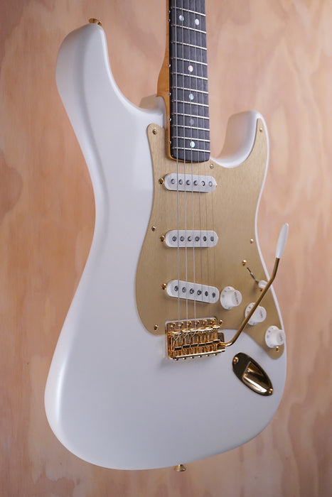 Fender Custom Shop 75th Anniversary Stratocaster NOS in Diamond White Pearl Electric Guitar, (Used) - Fair Deal Music