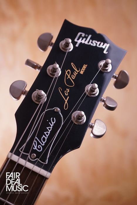 Gibson Les Paul Classic 2019 in Honey Burst, USED - Fair Deal Music