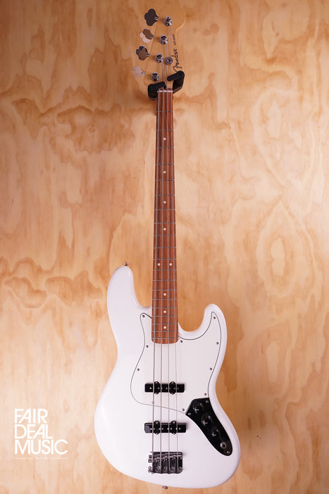 Fender Player Jazz Bass in Polar White, USED - Fair Deal Music