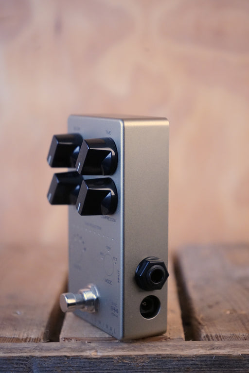 Darkglass Hyper Luminal Bass Compressor Pedal, (Used) - Fair Deal Music