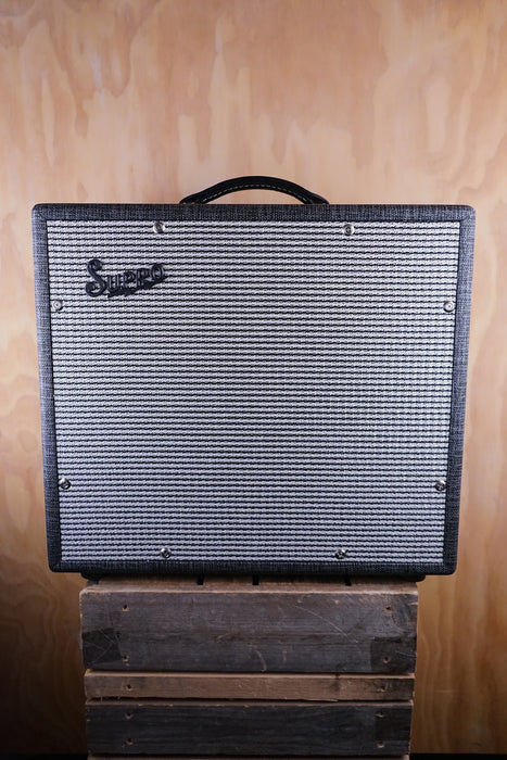 Supro Black Magick head with two matching 1x12 Black Magick cabinets Guitar Amplifiers, (Used) - Fair Deal Music