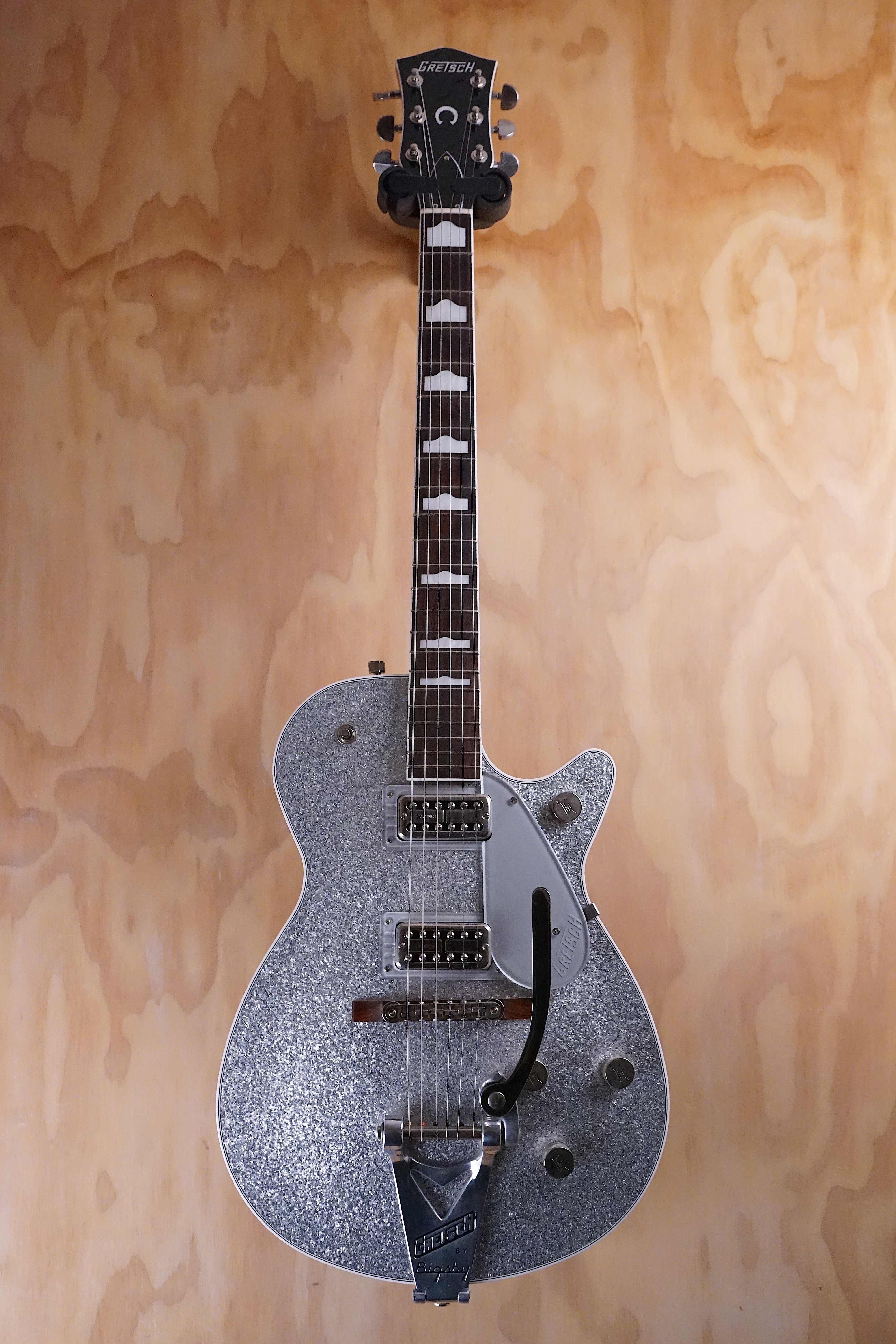 Gretsch G6129T Silver Sparkle Electric Guitar, (Used) - Fair Deal Music