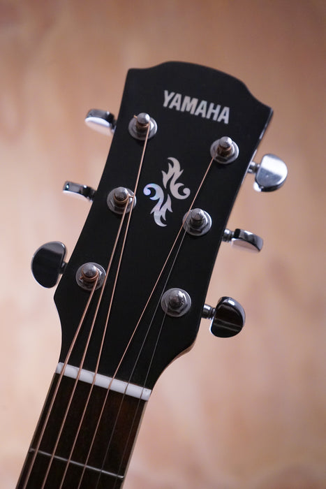Yamaha APX500 Black Acoustic Guitar, (Used, Comm) - Fair Deal Music