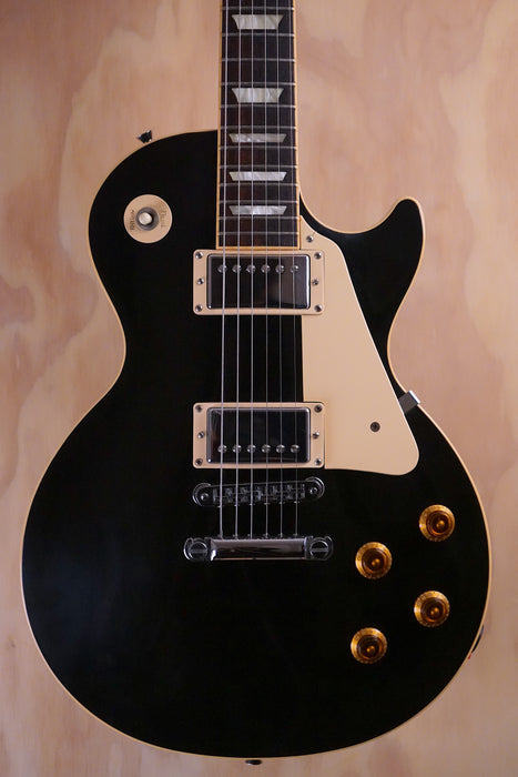 2009 Gibson Les Paul Standard in Ebony Electric Guitar, (Used) - Fair Deal Music