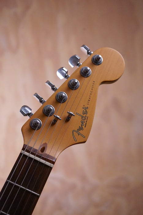 1990s Fender American Standard Stratocaster in Sunburst Electric Guitar, (Used) - Fair Deal Music