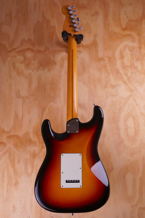 Fender American Ultra Stratocaster in Sunburst, (Used) - Fair Deal Music