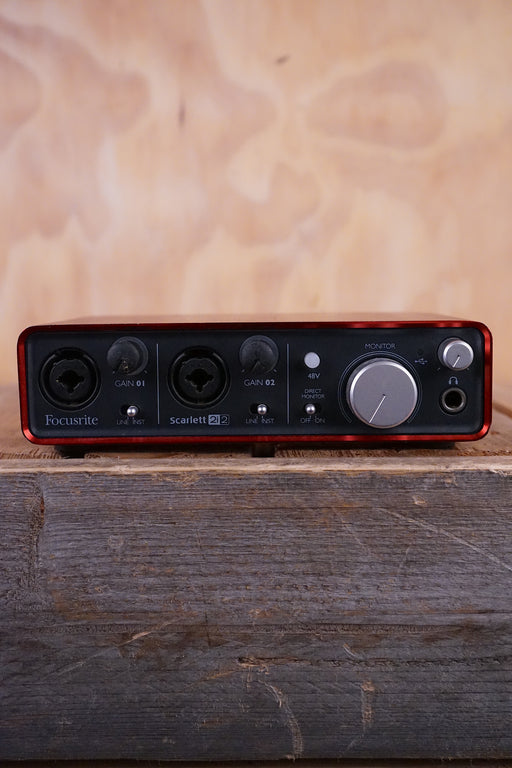Focusrite Scarlett 2i2 1st Generation Audio Interface, (Used) - Fair Deal Music