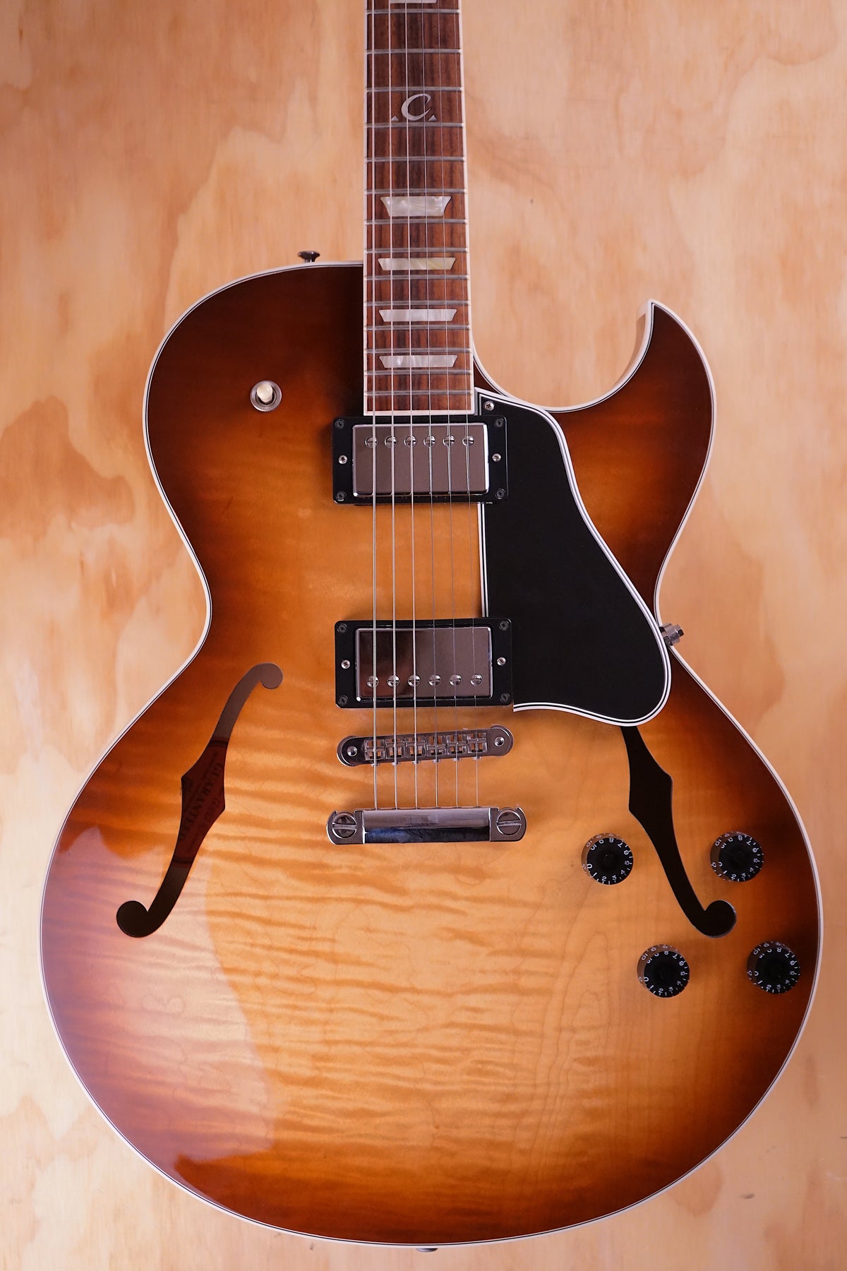 Gibson ES-137 Custom in Light Burst, (Used) — Fair Deal Music