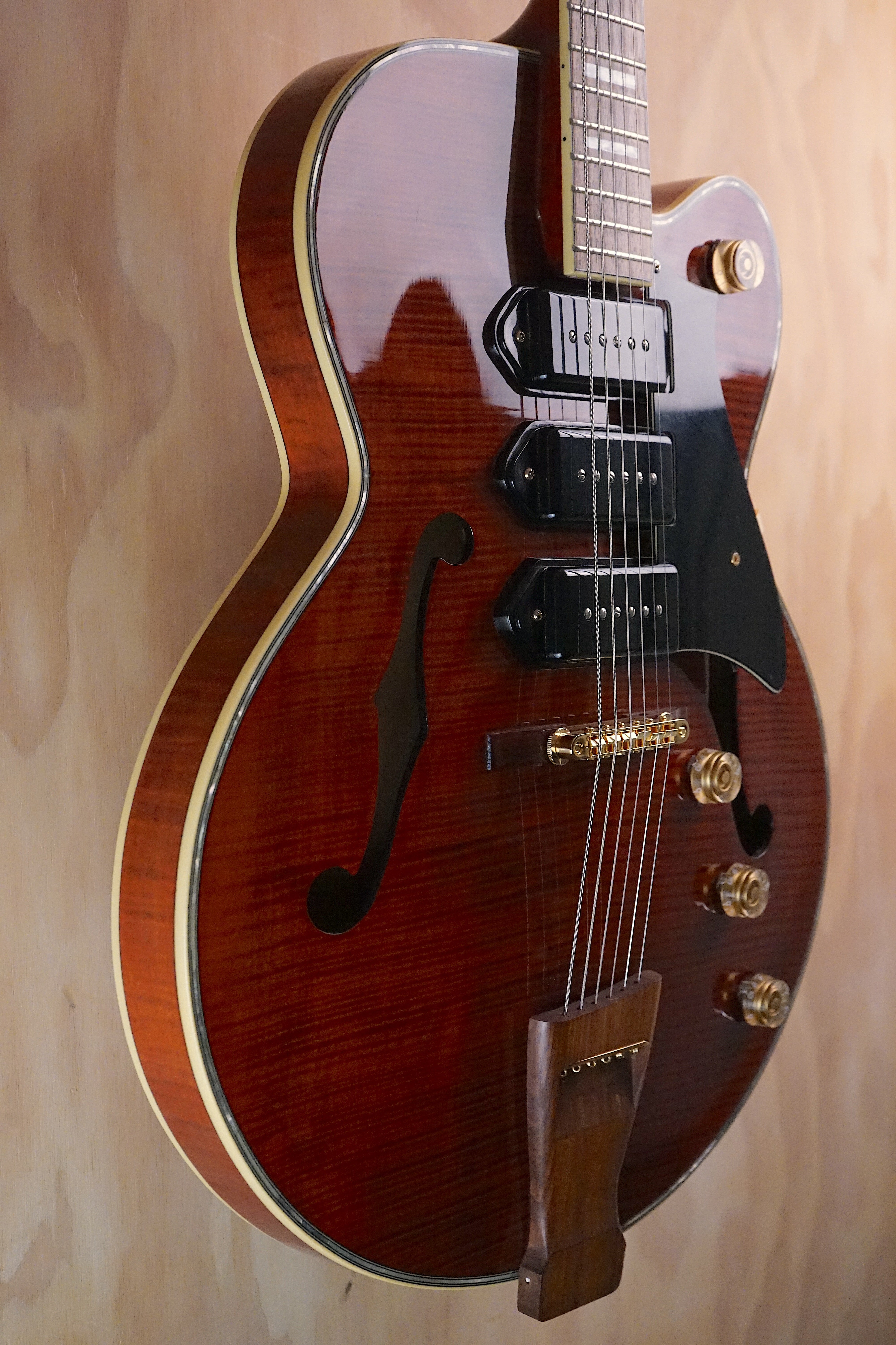 Peerless Wizard Antique Violin Hollow Body Electric Guitar, (Used) - Fair Deal Music